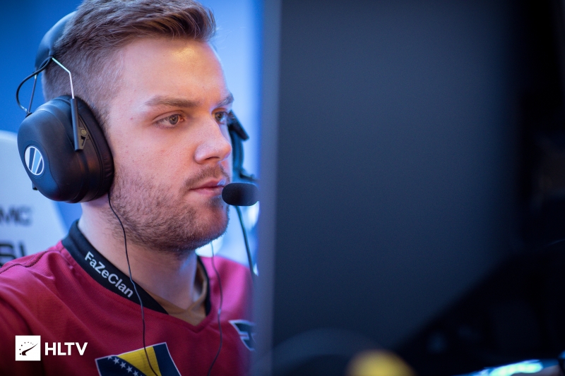 重点在于他 重点在于他